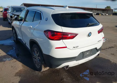 2022 BMW X2 xDrive28I z USA, uszkodzony, nr VIN WBXYJ1C01N5U85439